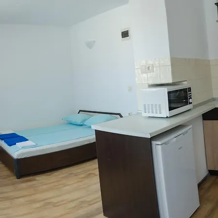 Kani Casa de hóspedes 3*