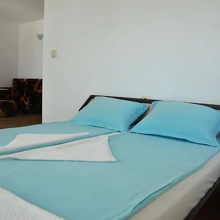 Pensión Kani 3*