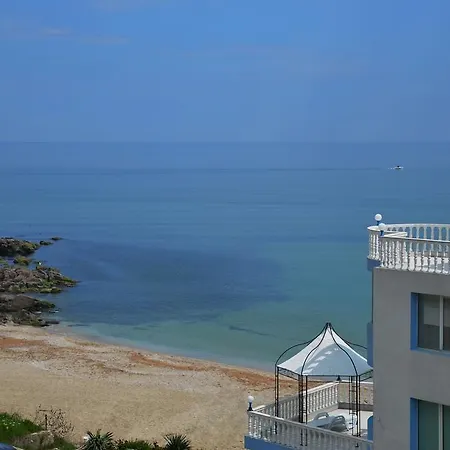 Kani Πανσιόν 3*